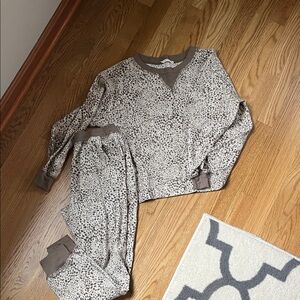 Lush Women's Pajama Set in Brown and Cream